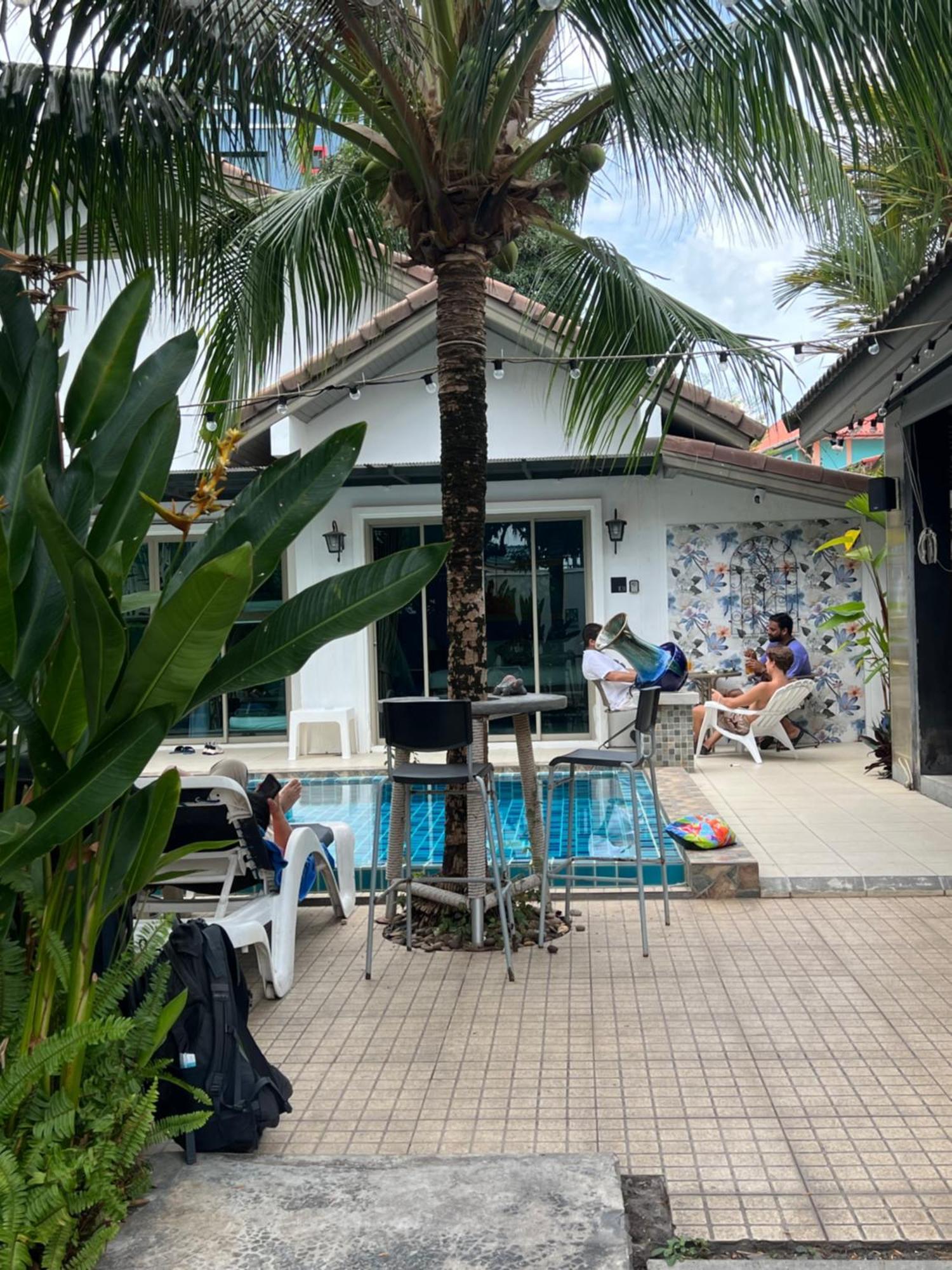The Snug Airportel - Phuket Airport Gasthof 3*