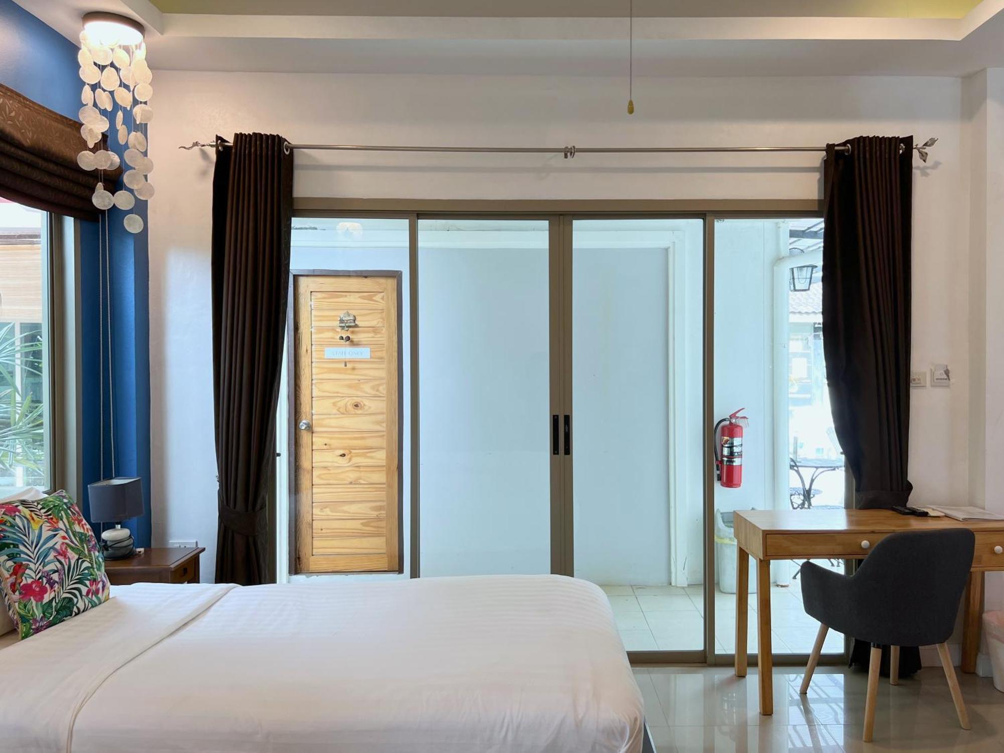 Wisma tamu The Snug Airportel - Phuket Airport Nai Yang