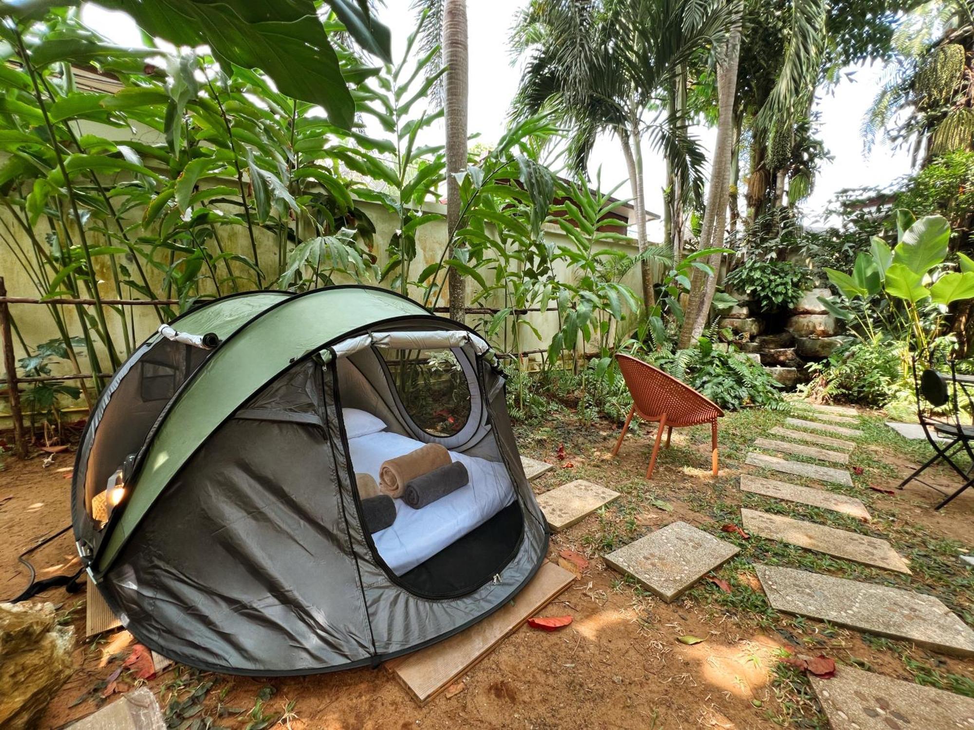 The Snug Airportel - Phuket Airport Wisma tamu