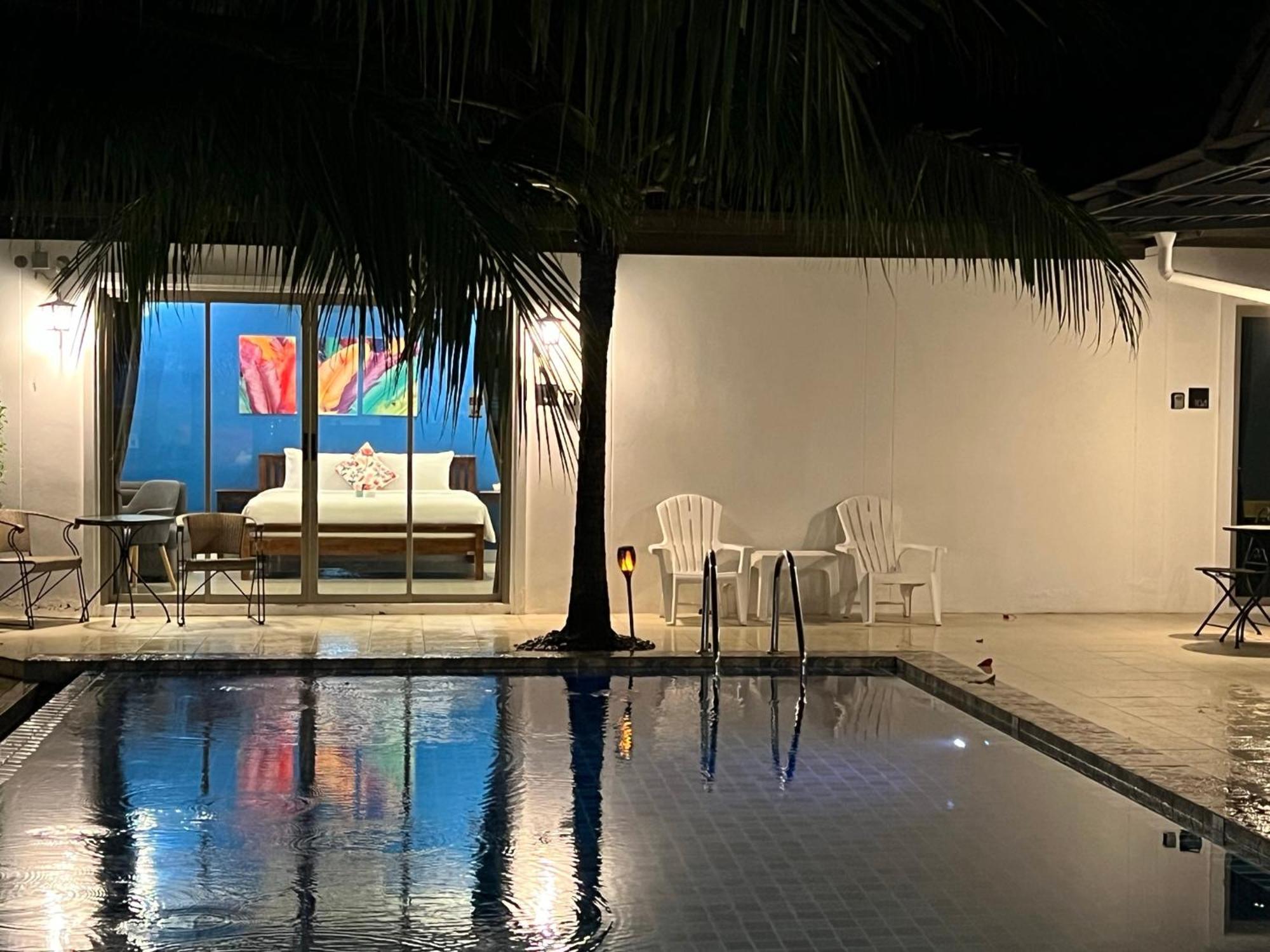 The Snug Airportel - Phuket Airport Wisma tamu
