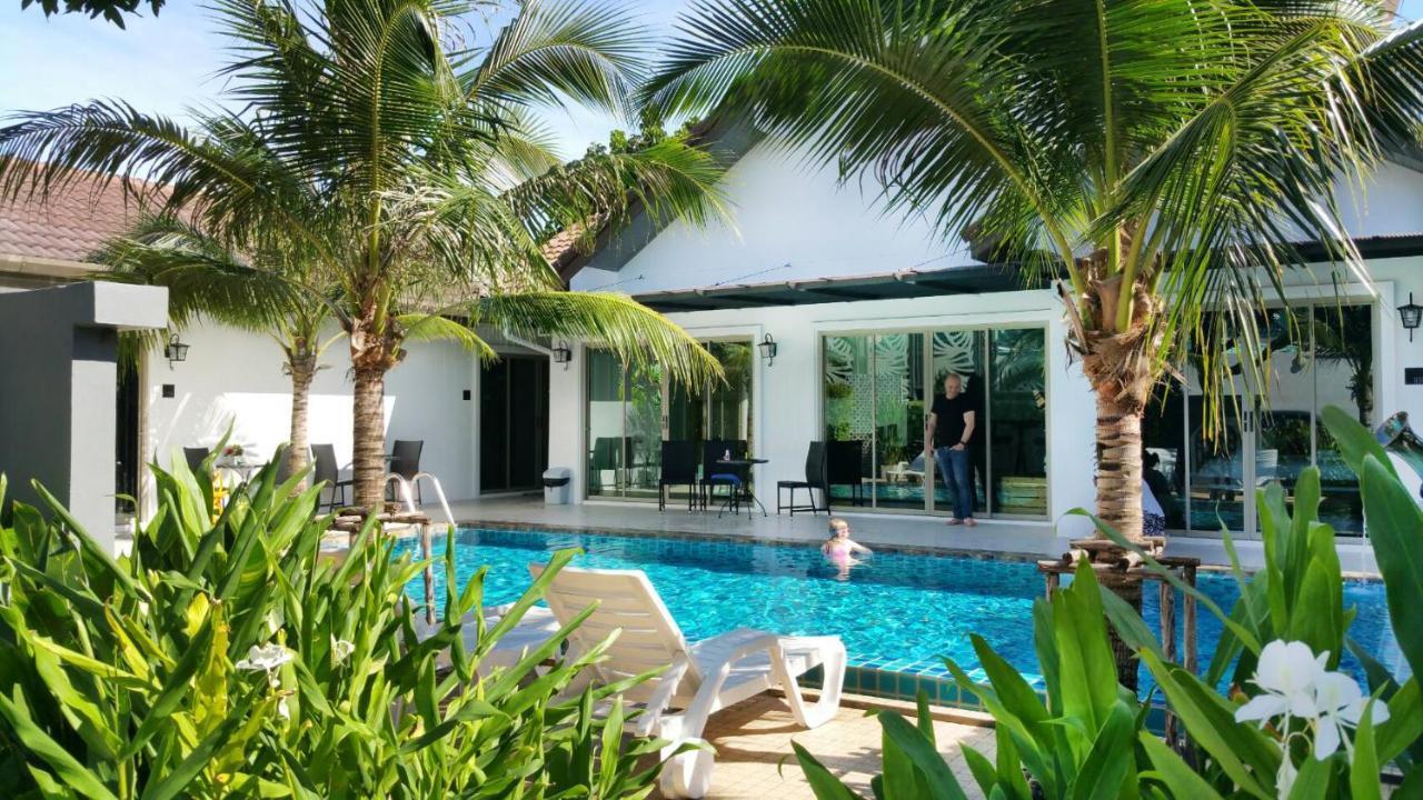 Wisma tamu The Snug Airportel - Phuket Airport 3*